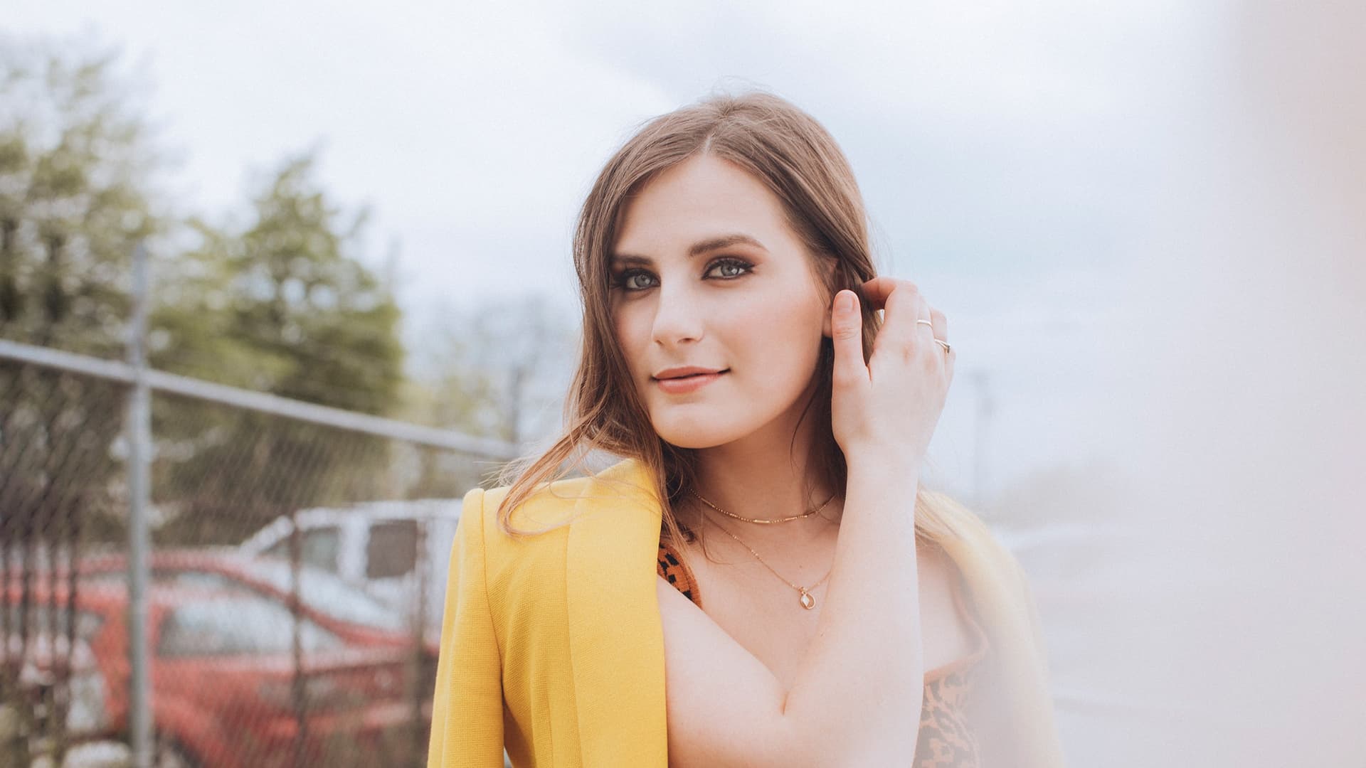 Madison Kozak at Bluebird Cafe