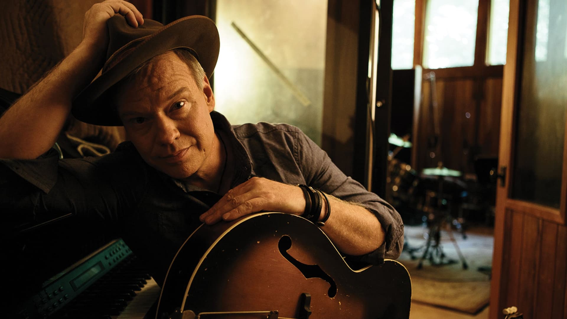 Shawn Mullins at The Southern Café & Music Hall