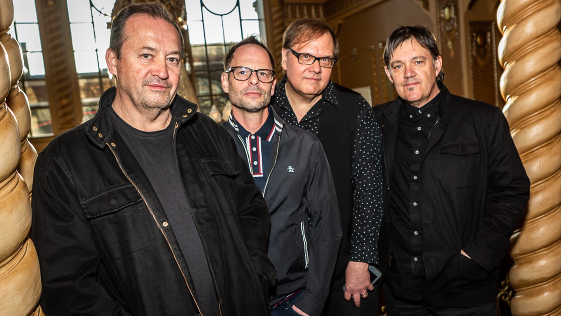 Smithereens at Billy Bob's