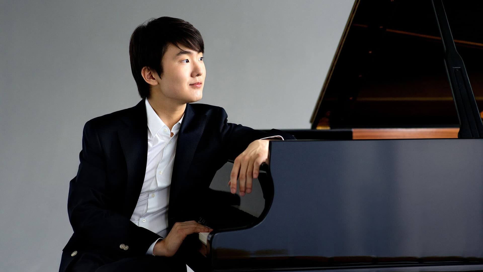Seong-Jin Cho at Stern Auditorium / Perelman Stage at Carnegie Hall