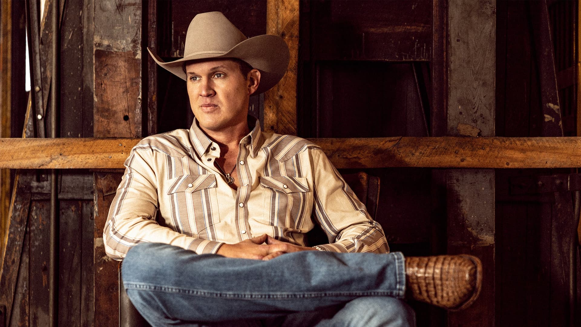 Jon Pardi at Canyon View Credit Union Stage at Maverik Center