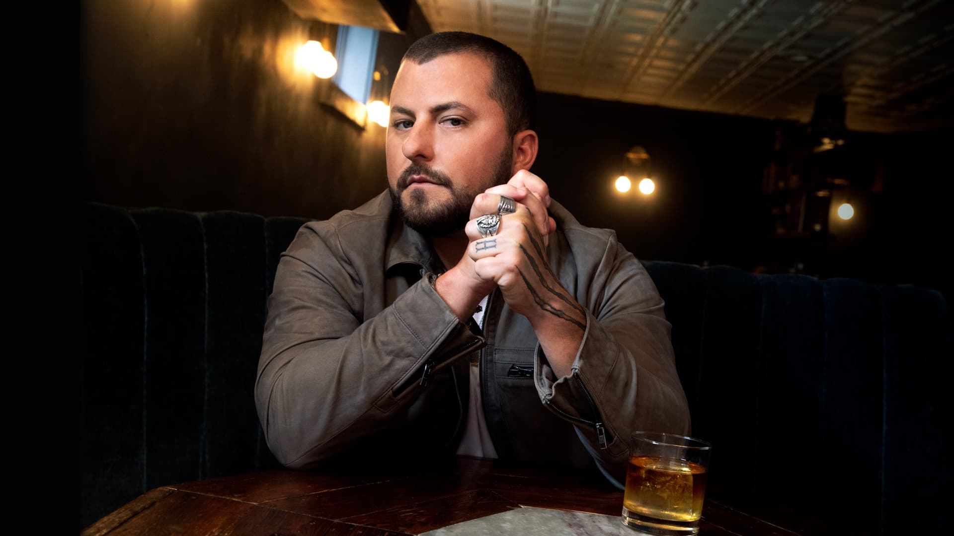 Tyler Farr at Billy Bob's