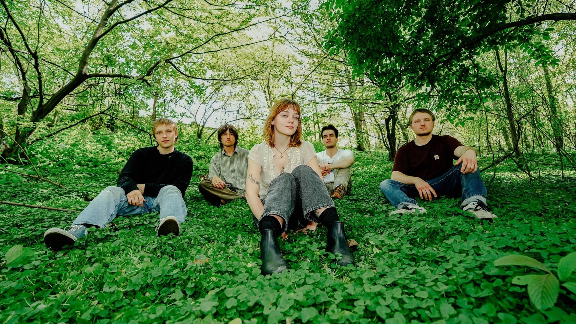 she's green at Bar le Ritz PDB