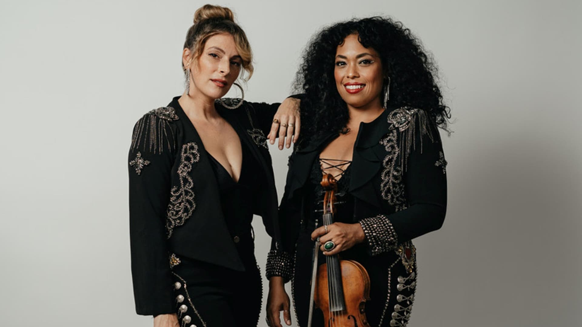 Flor de Toloache at LeFrak Concert Hall at Kupferberg Center for the Arts