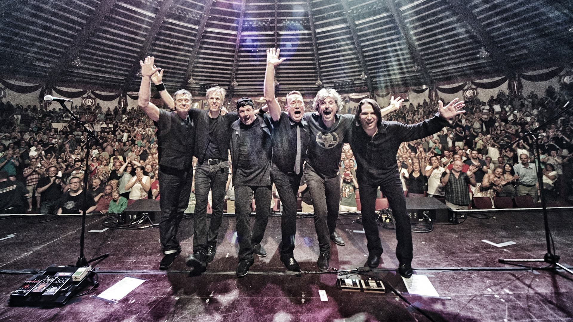 The Hooters at Keswick Theatre