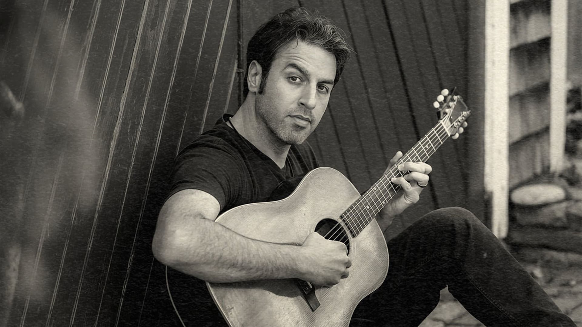 Ari Hest at Eddie's Attic
