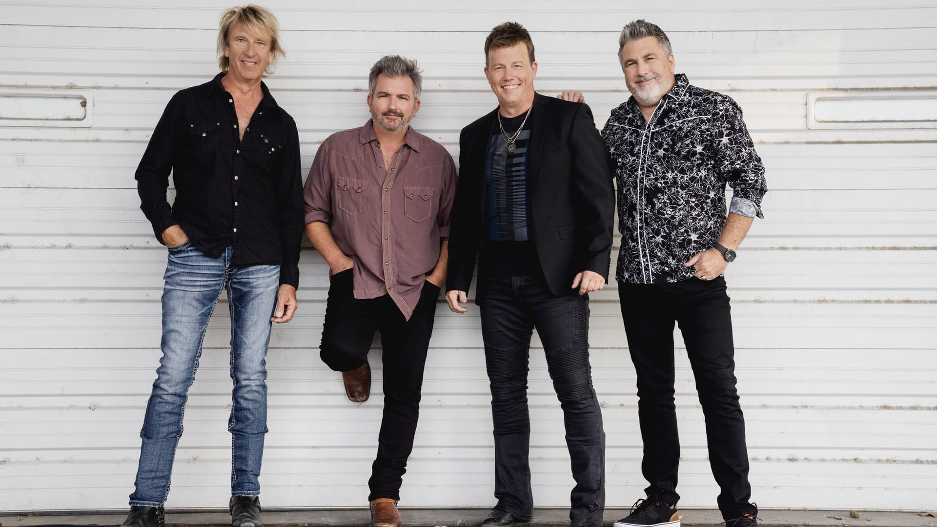 Lonestar at Mystic Lake Casino Hotel