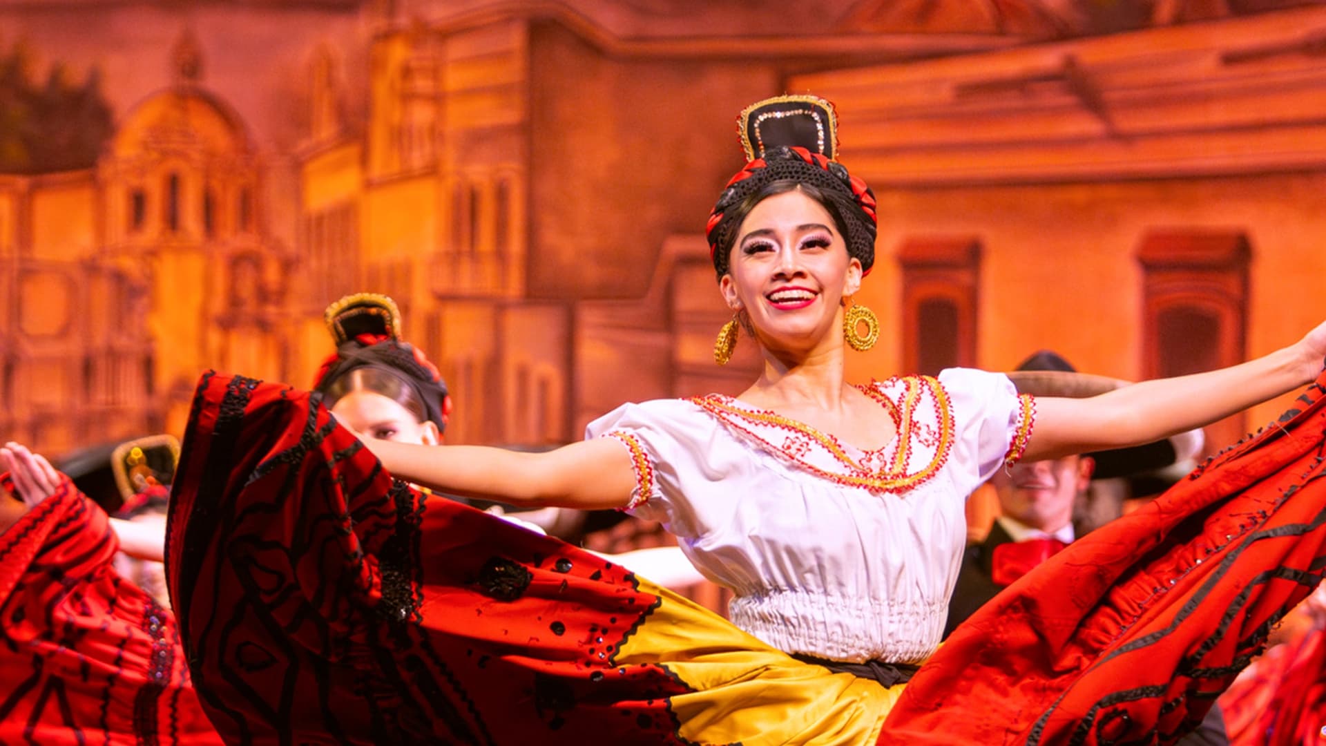 Ballet Folklorico at Centennial Hall