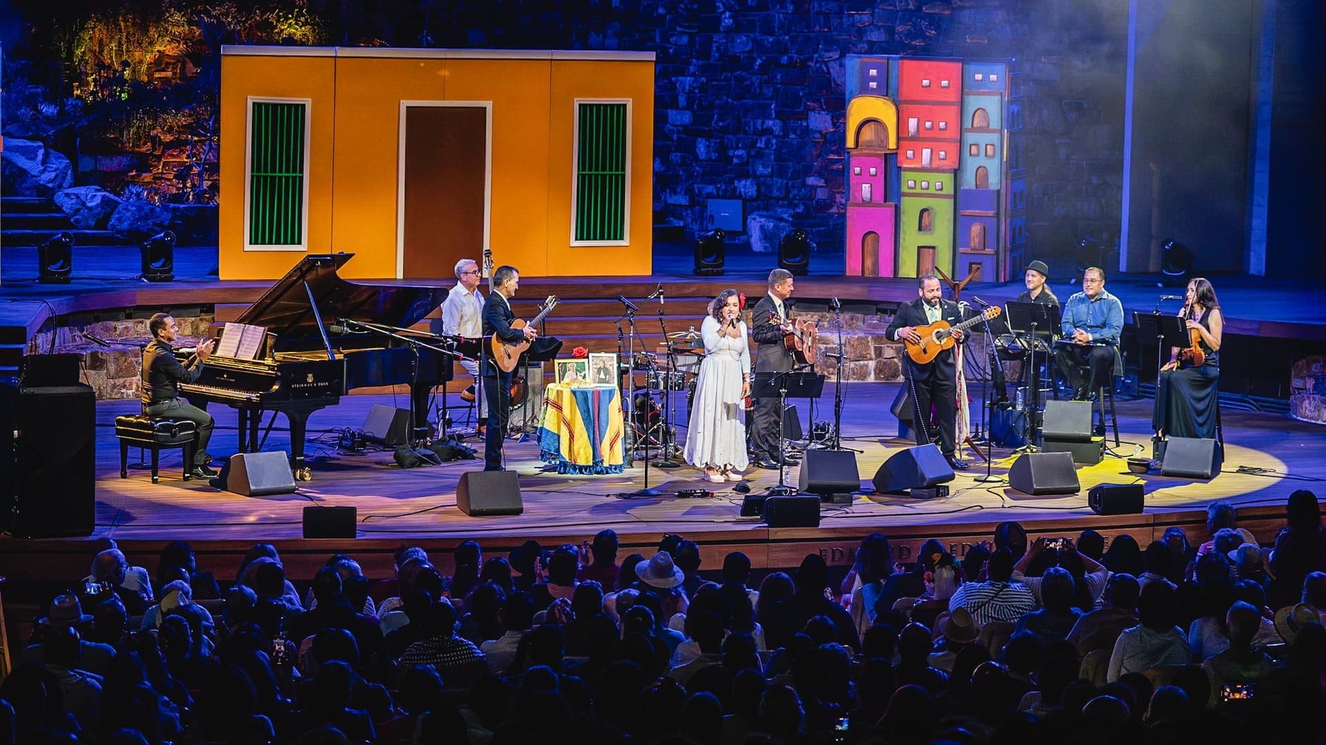 Boleros De Noche at Harris Theater